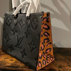 Womens Leopard Handbag/Tote